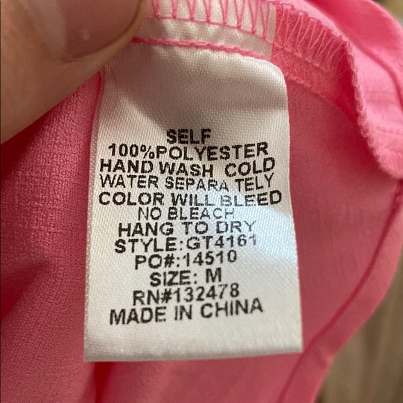 Glam Pink Crop Top with Chic Style - Picture 4 of 5